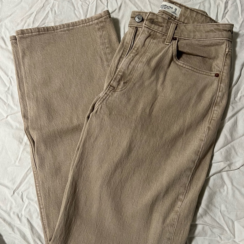 Abercrombie khaki curve love 90s relaxed jean high waist